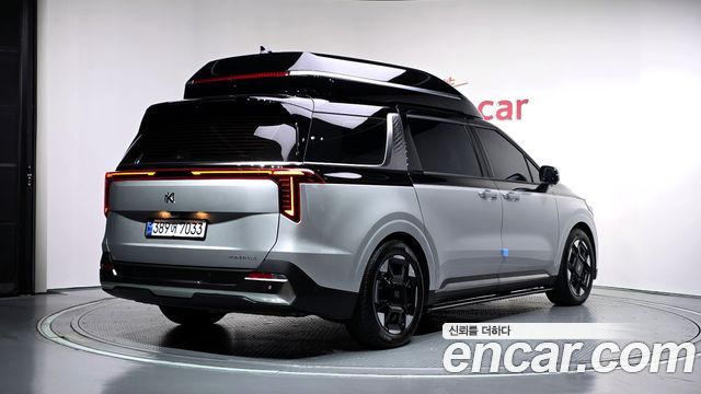 Kia Canival 2025 — photo 2