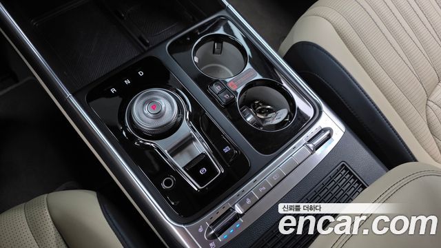 Kia Canival 2025 — photo 12