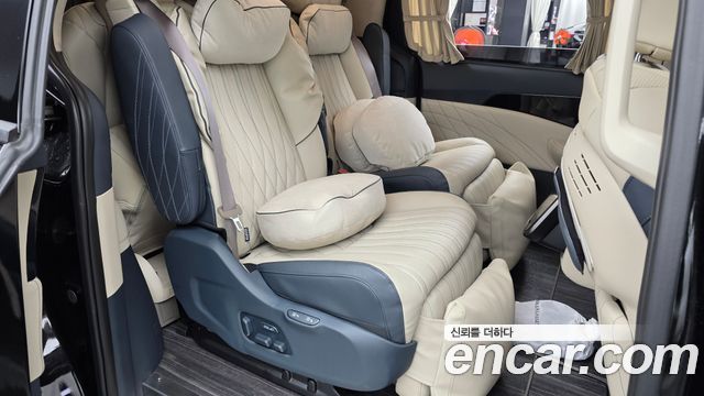 Kia Canival 2025 — photo 17