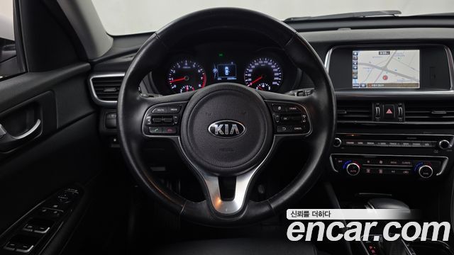 Kia K5 2016 — photo 19