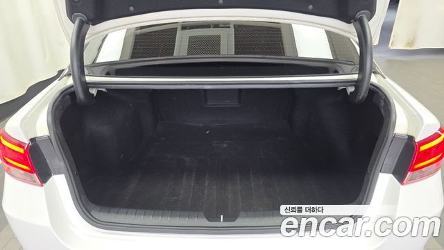Kia K5 2016 — photo 26