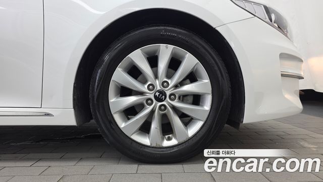 Kia K5 2016 — photo 7