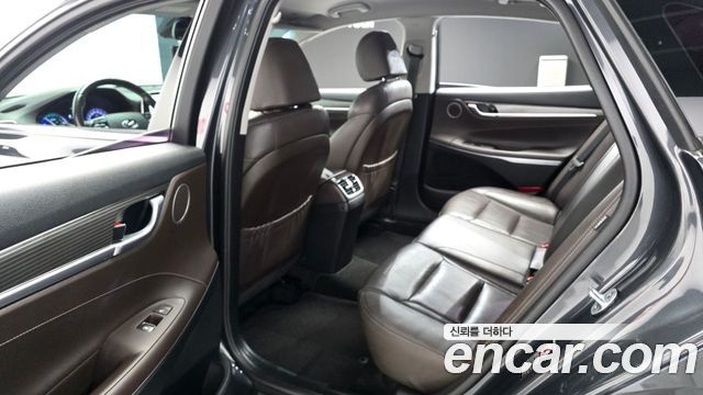 Hyundai Grandeur 2018 — photo 11