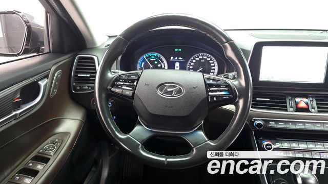 Hyundai Grandeur 2018 — photo 12