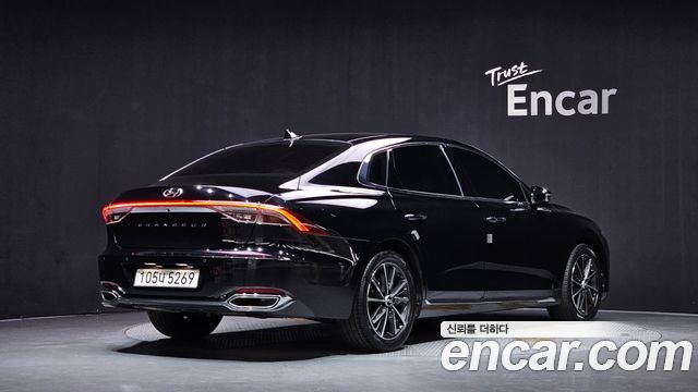 Hyundai Grandeur 2023 — photo 2