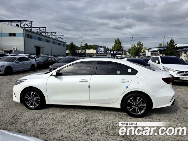 Kia K3 2022 — photo 5