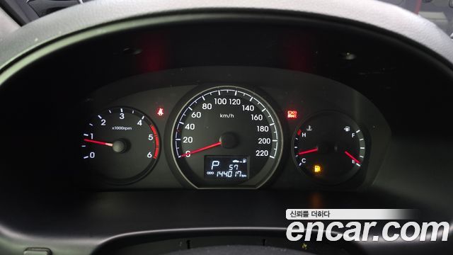 Hyundai Starex 2016 — photo 8