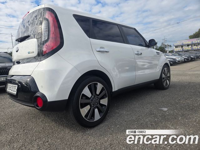 Kia Soul 2015 — photo 4