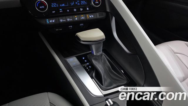 Hyundai AVANTE 2023 — photo 12