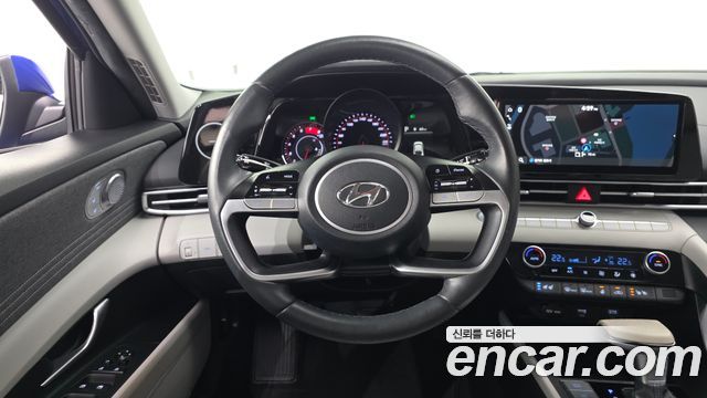Hyundai AVANTE 2023 — photo 18