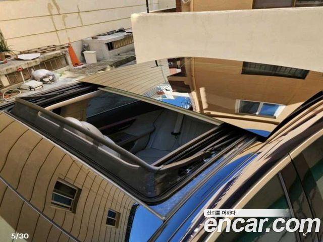 Mercedes-Benz E-Class 2024 — photo 4