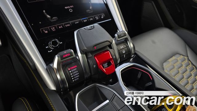 Lamborghini Urus 2020 — photo 12