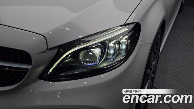 Mercedes-Benz C-Class 2023 — photo 8