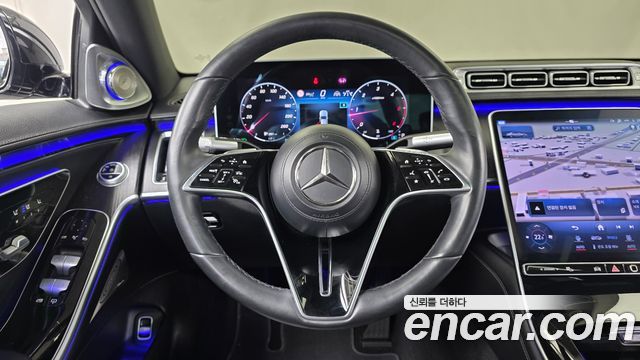 Mercedes-Benz S-Class 2023 — photo 18