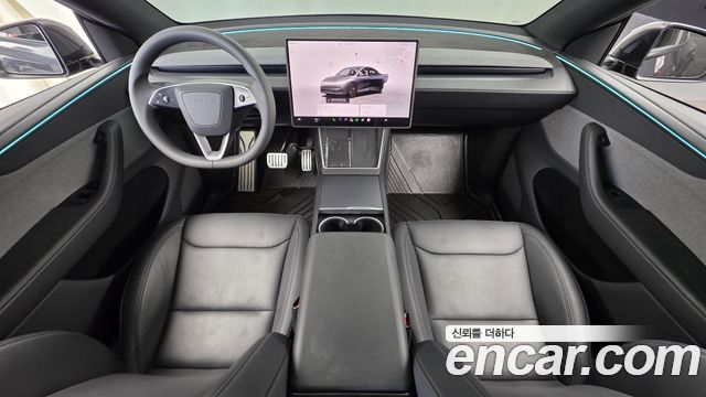 Tesla Model Y 2026 — photo 10