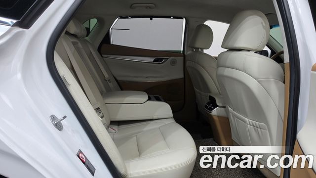 Hyundai Grandeur 2023 — photo 19