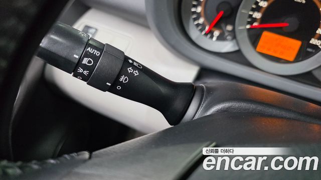 Toyota RAV4 2012 — photo 18