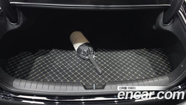 Hyundai Grandeur 2025 — photo 25