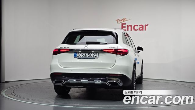 Mercedes-Benz GLC-Class 2026 — photo 4