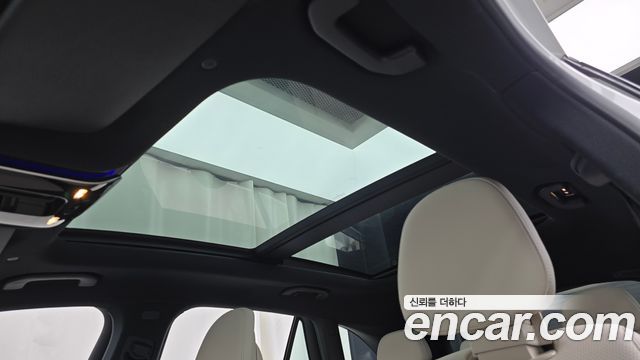 Mercedes-Benz GLC-Class 2026 — photo 21