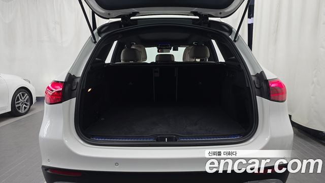 Mercedes-Benz GLC-Class 2026 — photo 23