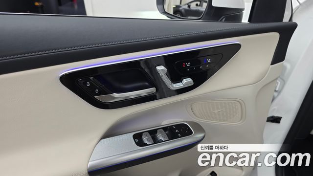 Mercedes-Benz GLC-Class 2026 — photo 24