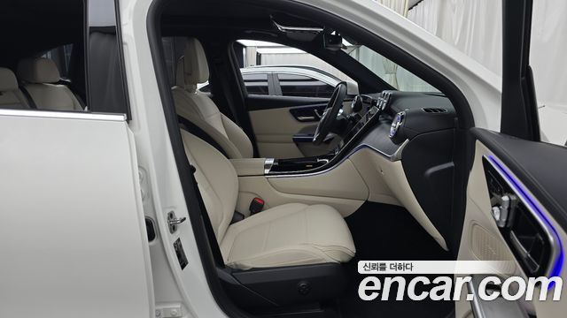 Mercedes-Benz GLC-Class 2026 — photo 16