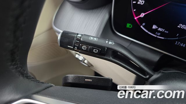 Mercedes-Benz GLC-Class 2026 — photo 29