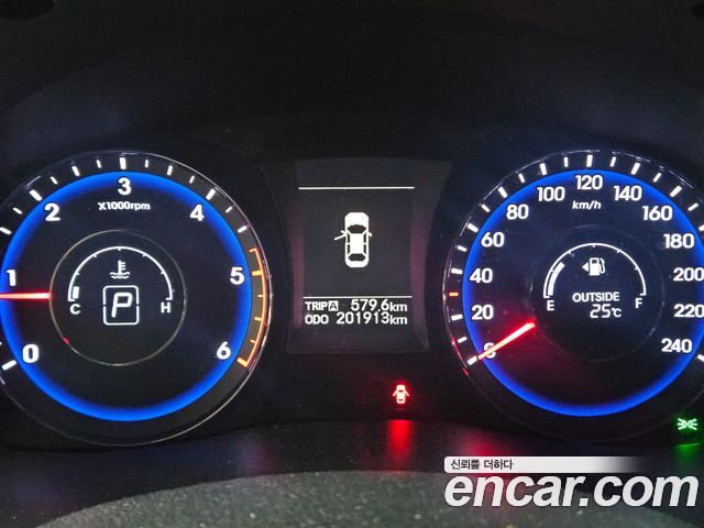 Hyundai i40 2014 — photo 10