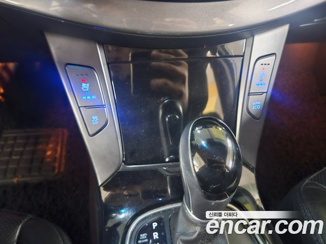 Hyundai i40 2014 — photo 11