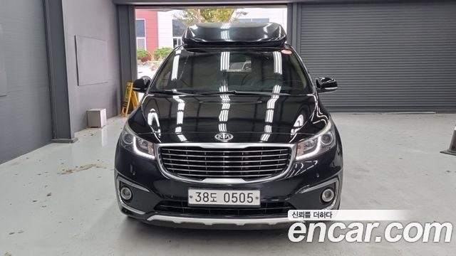 Kia Canival 2016 — photo 4