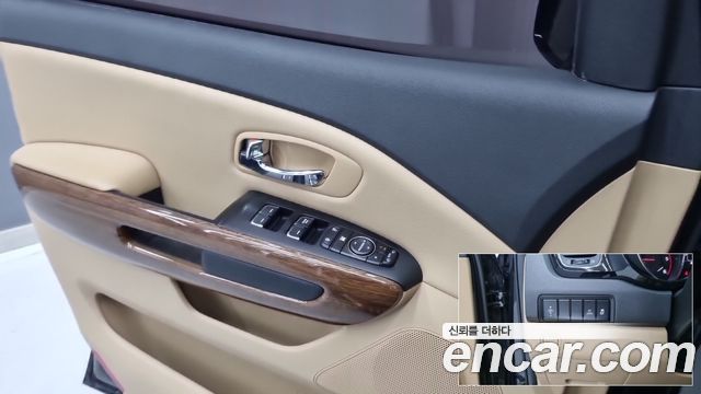 Kia Canival 2016 — photo 15