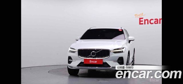 Volvo XC60 2022 — photo 3