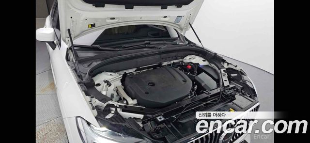 Volvo XC60 2022 — photo 6