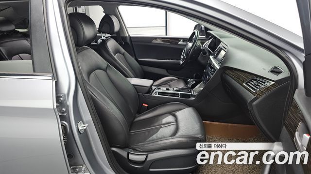 Hyundai Sonata 2016 — photo 10