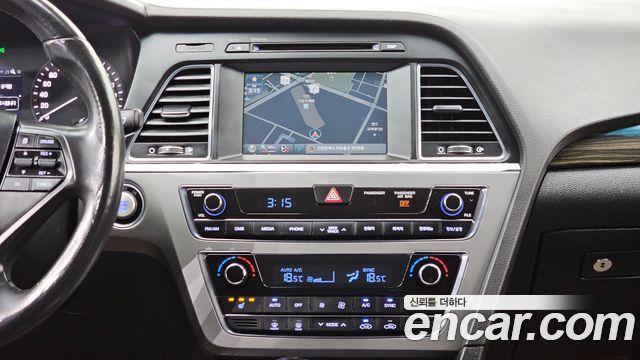 Hyundai Sonata 2016 — photo 14