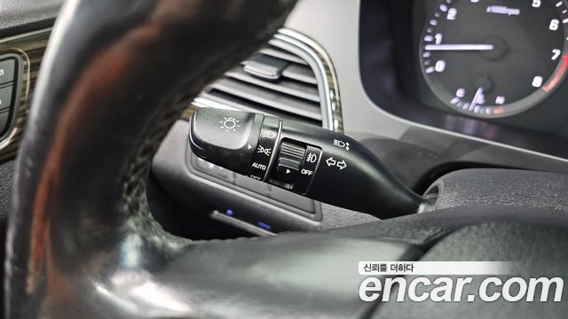 Hyundai Sonata 2016 — photo 18