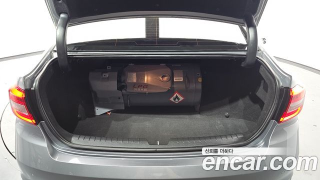 Hyundai Sonata 2016 — photo 20