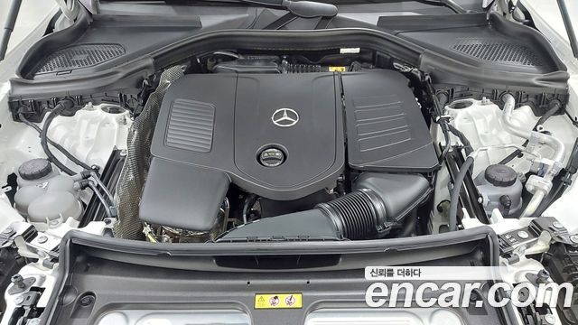 Mercedes-Benz GLC-Class 2026 — photo 6