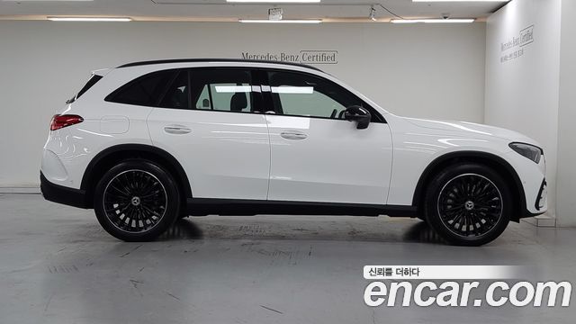 Mercedes-Benz GLC-Class 2026 — photo 10