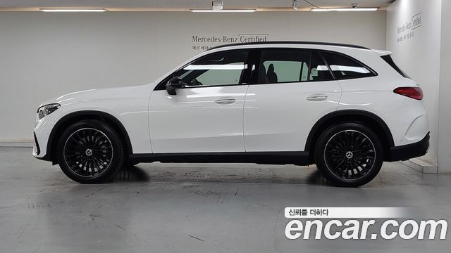Mercedes-Benz GLC-Class 2026 — photo 15