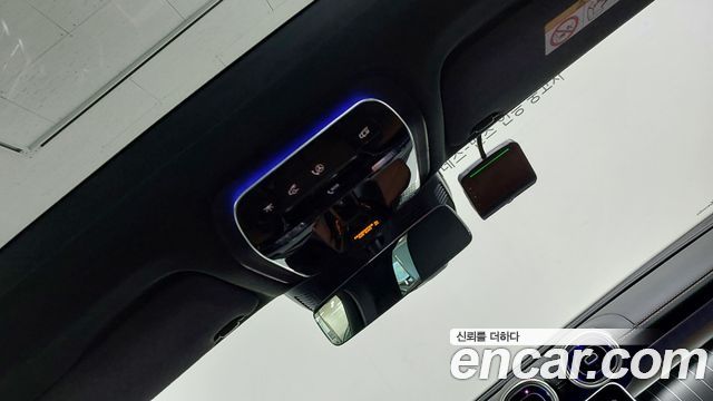 Mercedes-Benz GLC-Class 2026 — photo 17