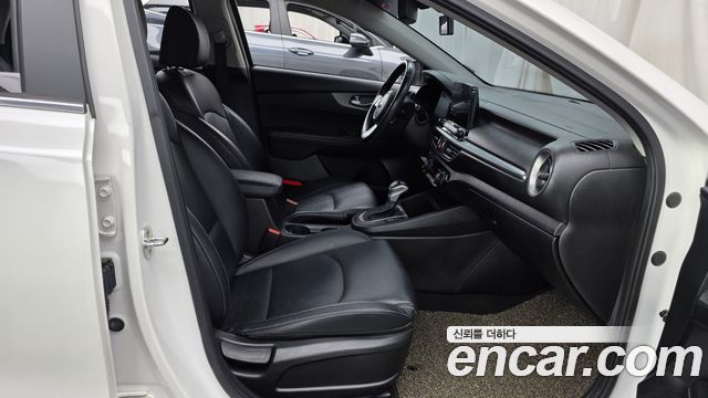 Kia K3 2021 — photo 11