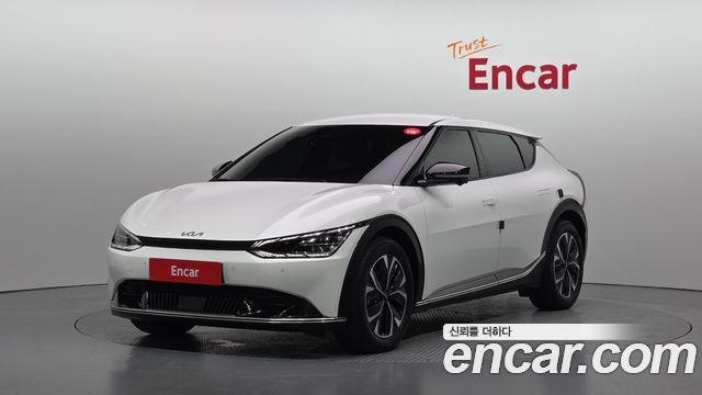 Kia EV6 2023 — photo 1