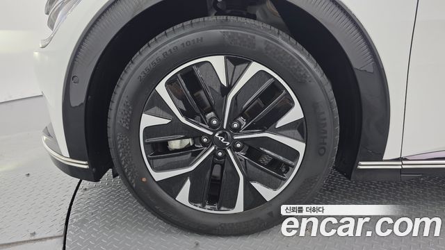Kia EV6 2023 — photo 5