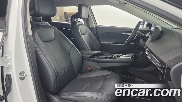 Kia EV6 2023 — photo 18