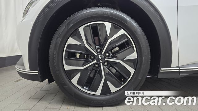 Kia EV6 2023 — photo 5