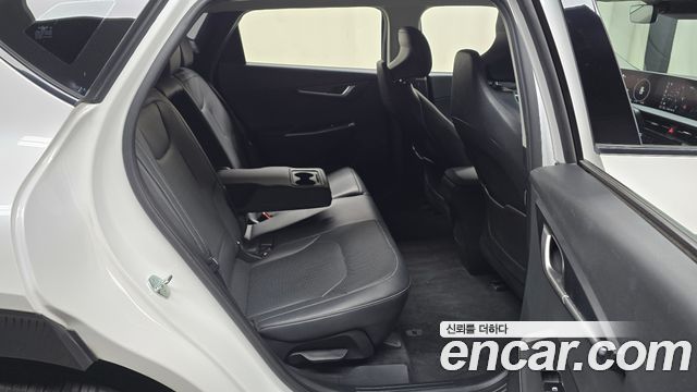 Kia EV6 2023 — photo 17