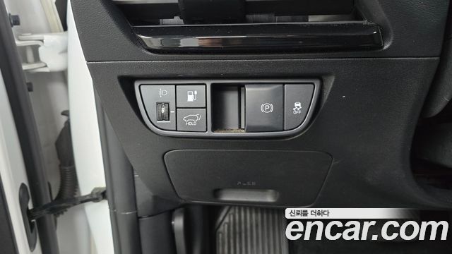 Kia EV6 2023 — photo 24