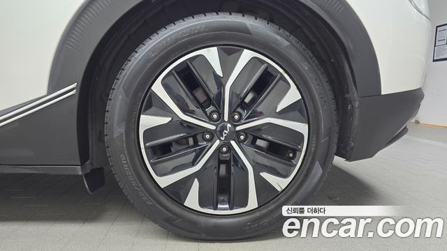 Kia EV6 2023 — photo 7